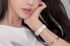 海丰全国在线兼职女伴游联系人(富婆中介2717281818)