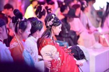 海丰汉服模特兼职(想做汉服模特去哪里找)