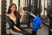 海丰我是一名瑜伽锻练外加兼职模特(我是一名瑜伽锻练外加兼职模特小说)