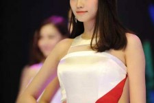 海丰成都特大模特兼职**(成都服拆模特兼职是实的吗)