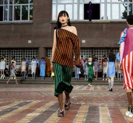 海丰广西民族大学兼职模特李琳(2022年即将升为公办的大学)
