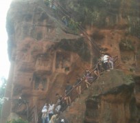 海丰乐山旅游攻略(乐山旅游攻略自由行路线推荐)