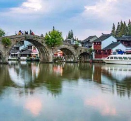 海丰上海旅游攻略(上海旅游攻略手抄报)