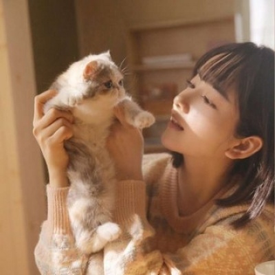 海丰伴游女生邓珊珊的资料