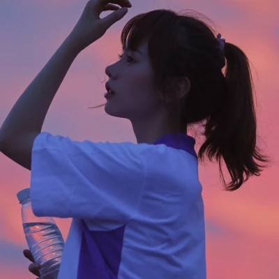 海丰伴游女生谢娜美的资料
