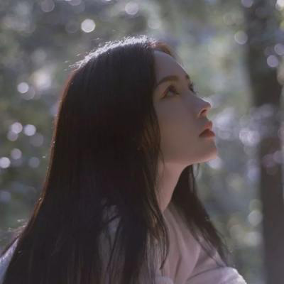 海丰伴游女生秦鹿鸣的资料
