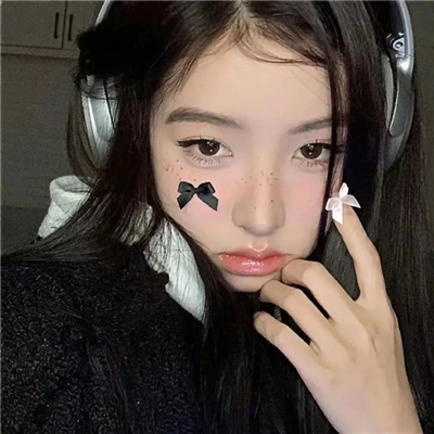 海丰伴游女生纳兰清越的资料