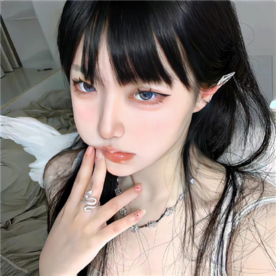 海丰伴游女生东方镜月的资料