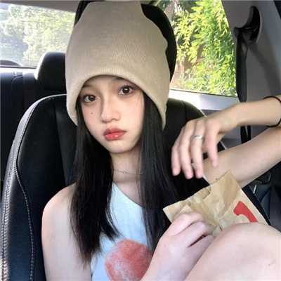 海丰伴游女生乙傲薇的资料
