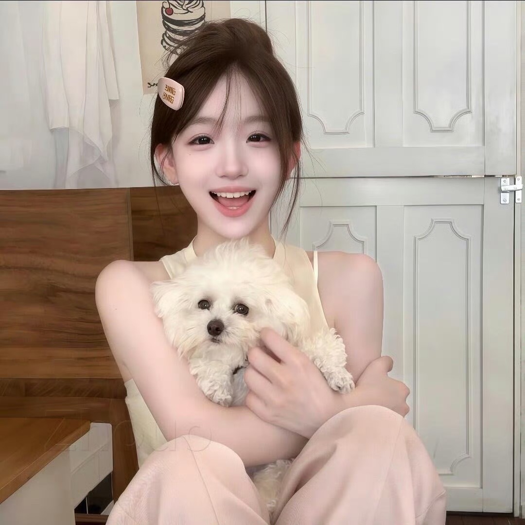 海丰伴游女生周小婷的资料