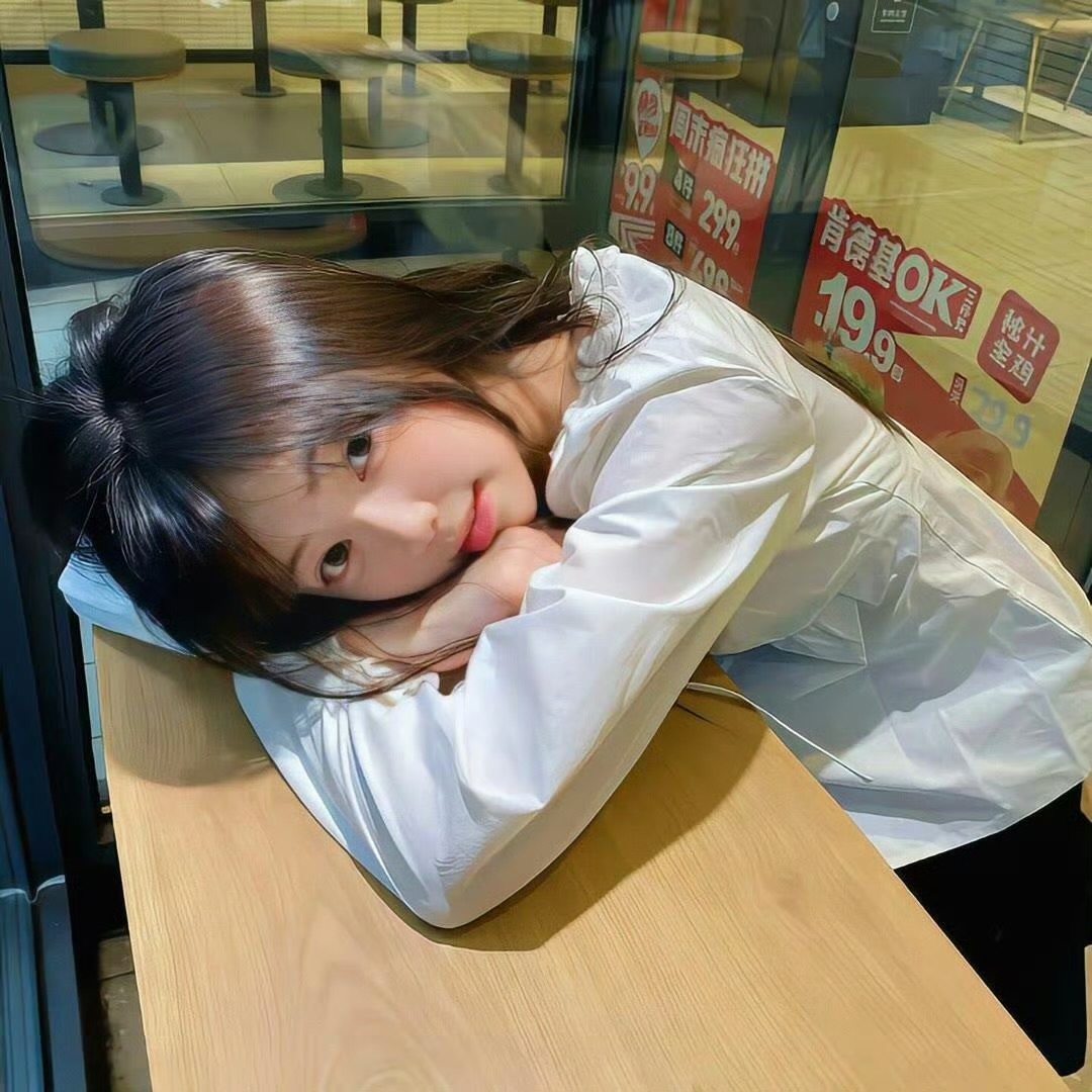 海丰伴游女生沈雨晴的资料