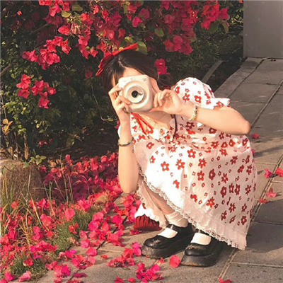 海丰伴游女生镇凝莲